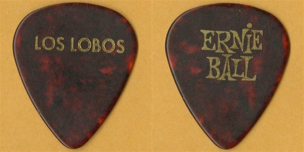 Los Lobos 1999 This Time concert tour David Hidalgo band/stage Guitar Pick