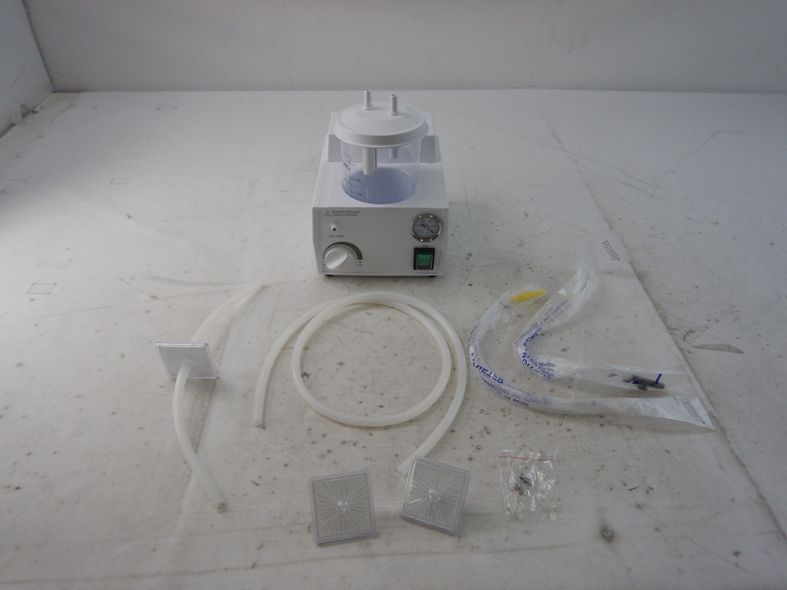 WAn2SHI0Y22 H003-B - 1000ml Portable Veterinary Suction Machine