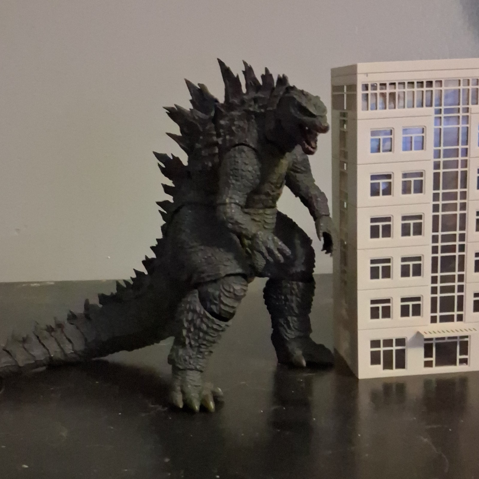 sh monsterarts godzilla 2014