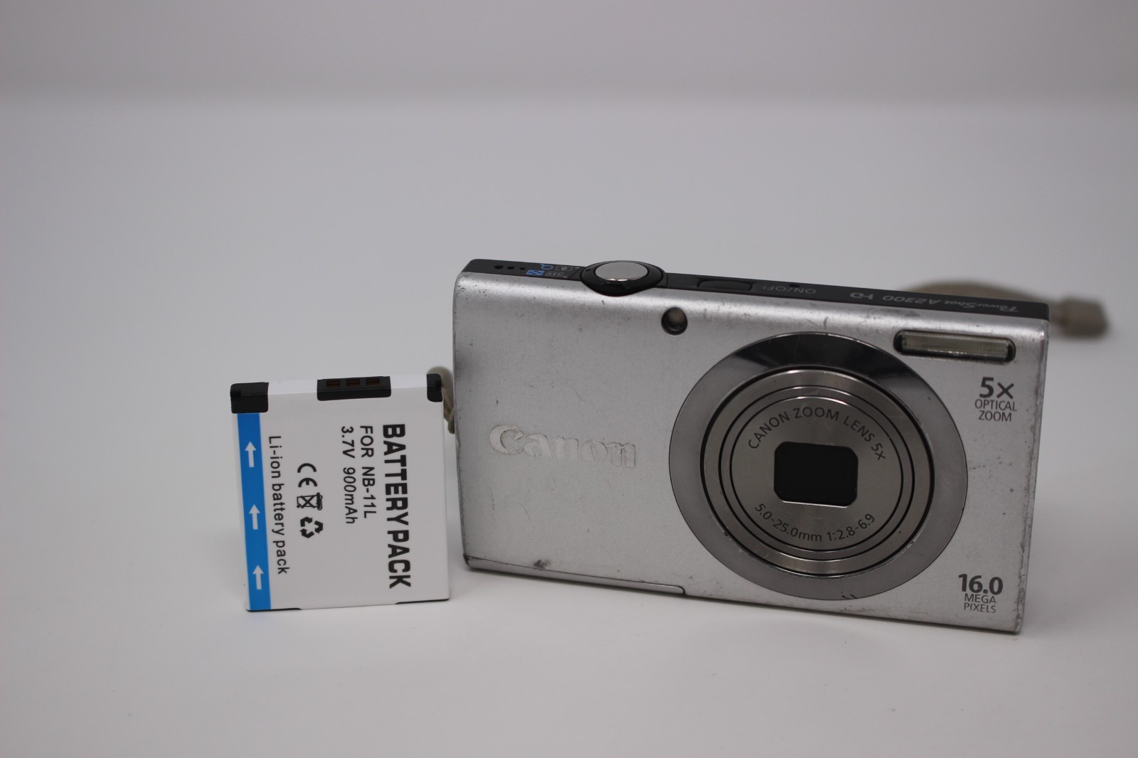 Canon PowerShot A2300 Silver 16MP Digital Camera Point Shoot Tested w/Batt Great