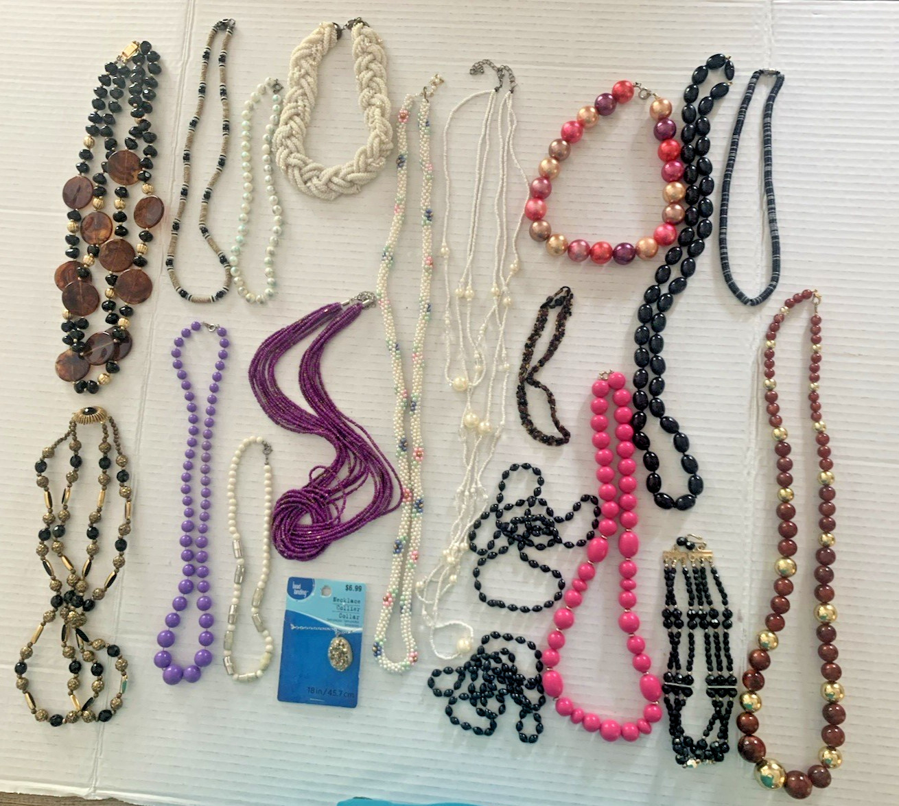 Lot Of 20 New/Vintage Necklaces