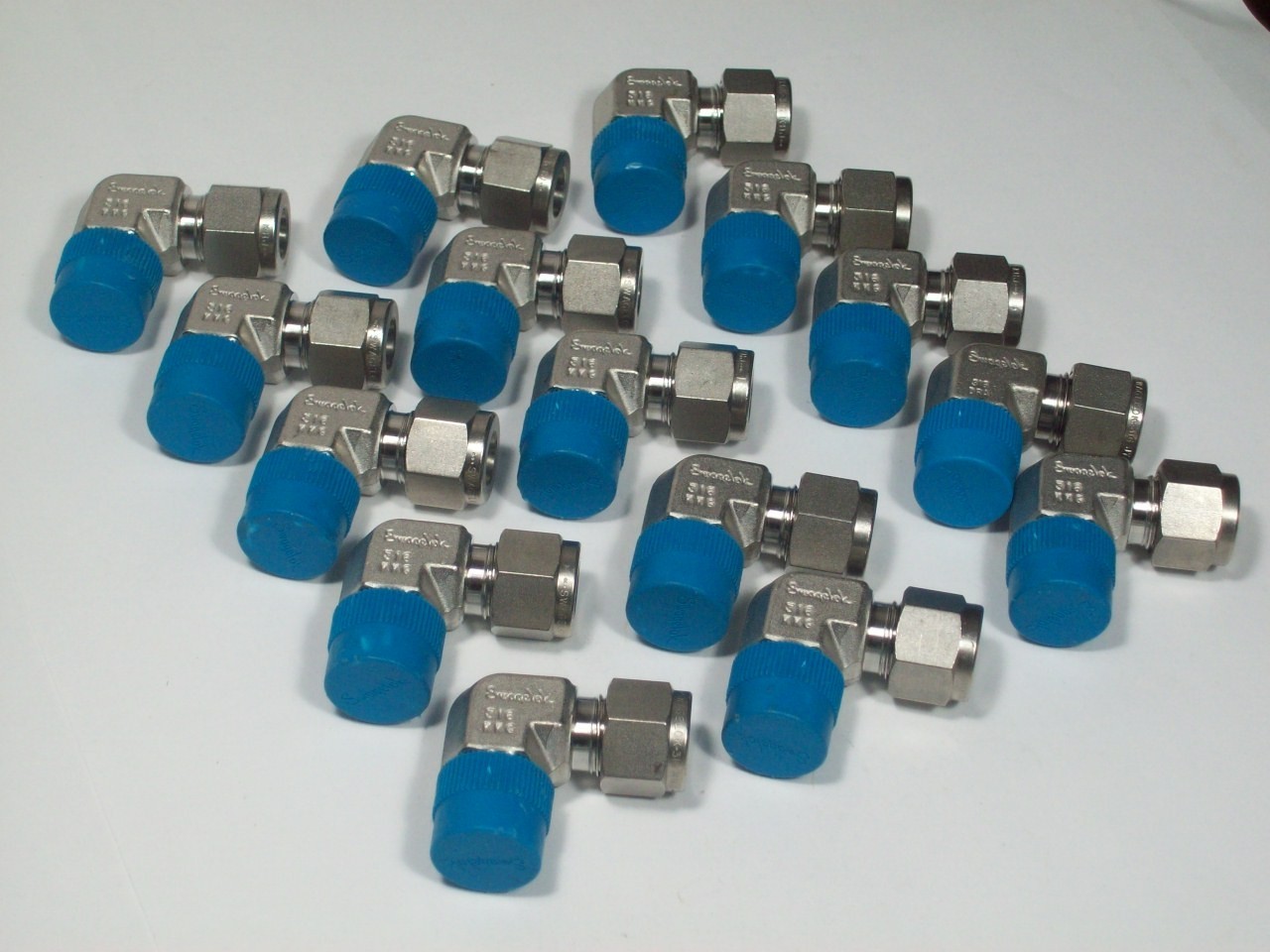 15- Swagelok Stainless Steel Elbows, 3/8" OD Tube x 3/8" Male NPT,  SS-600-2-6