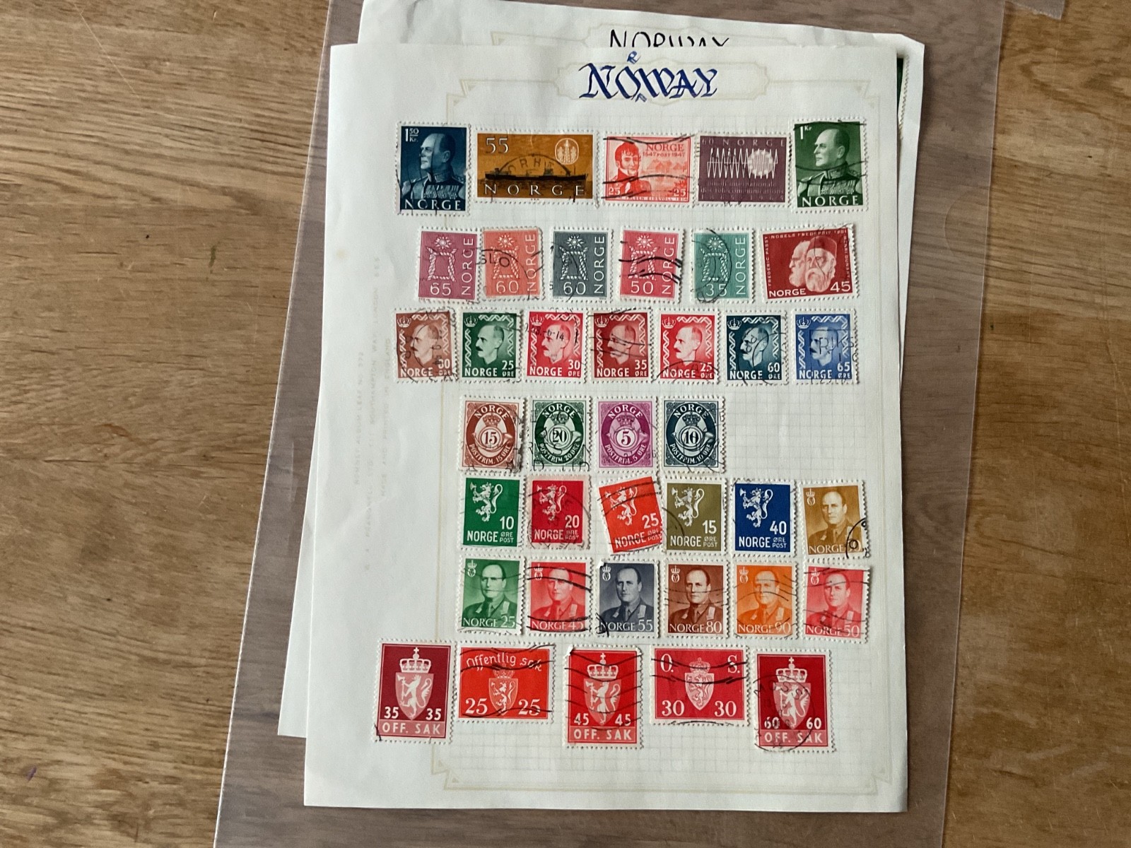 Norway mounted mint or used on 2 stamps pages B3419
