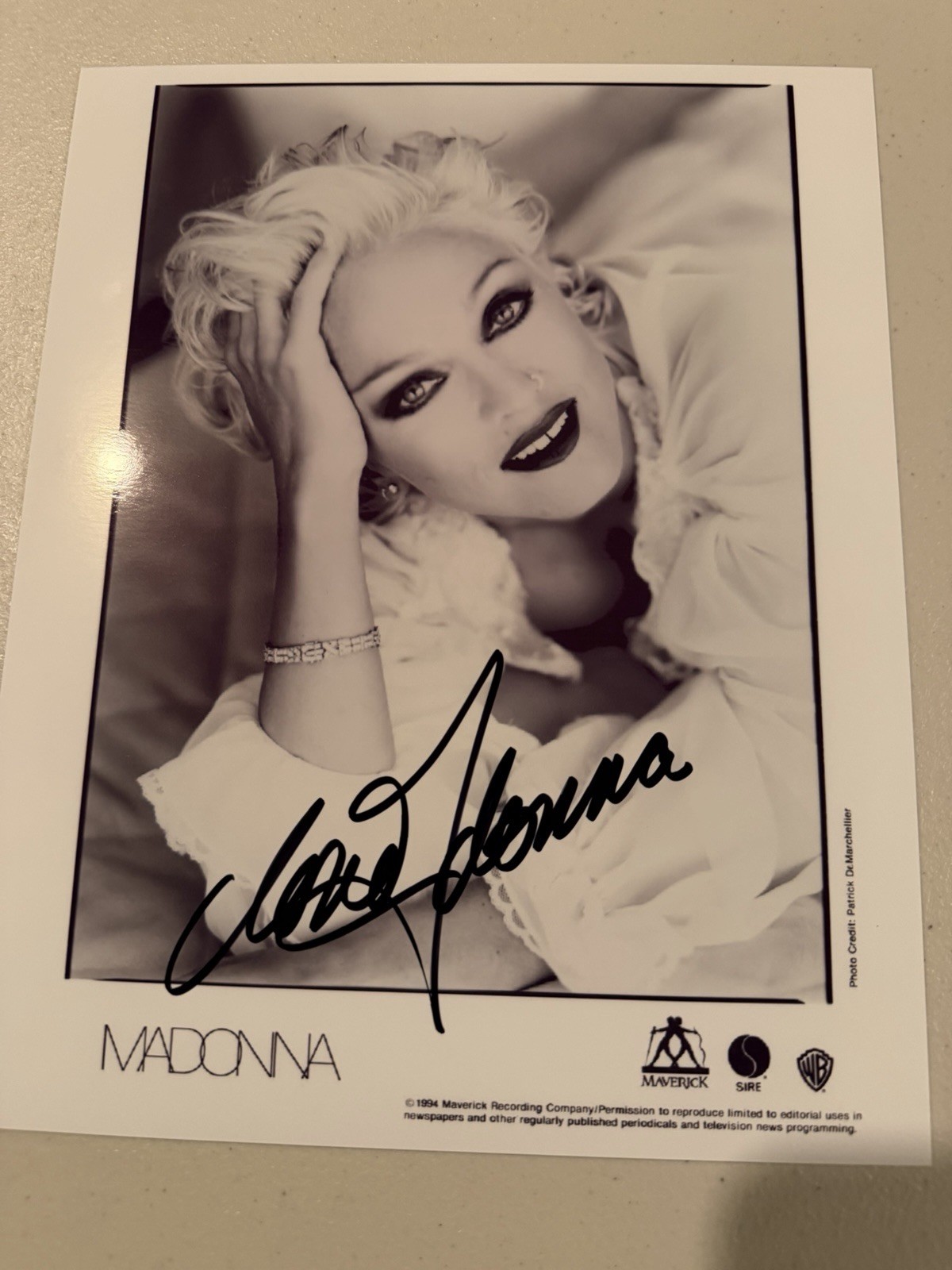 madonna promo photo hand Signed    , Rare