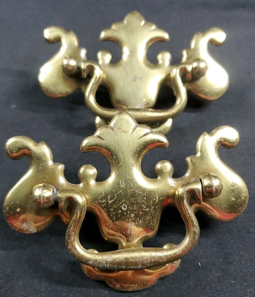 Set Chippendale Drawer Pulls Brass Colonial Bat Wing 3.75" Long 2.75" Tall Lot