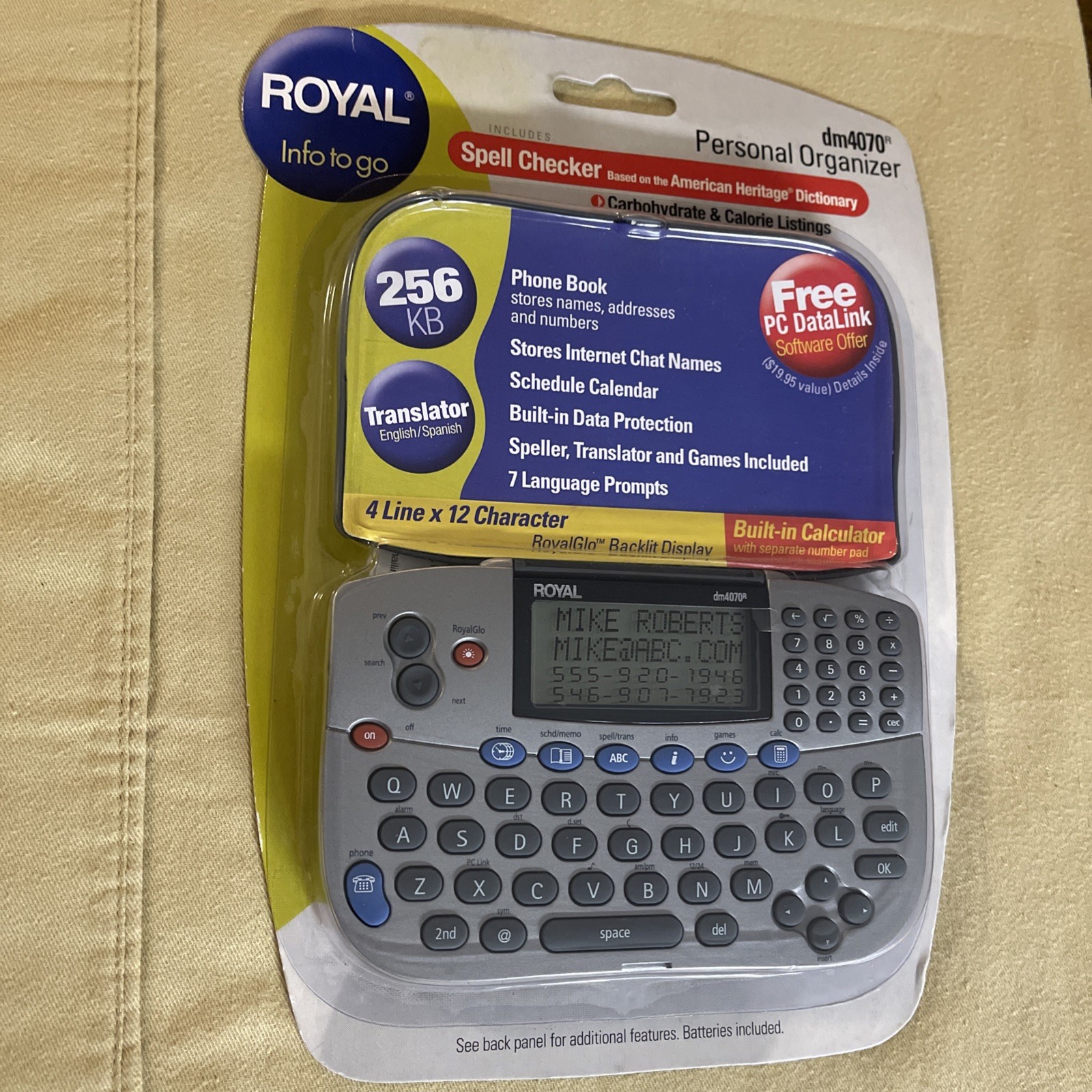 Royal DM4070 Personal Organizer w Spell Checker Translator Calculator 256 KB NEW
