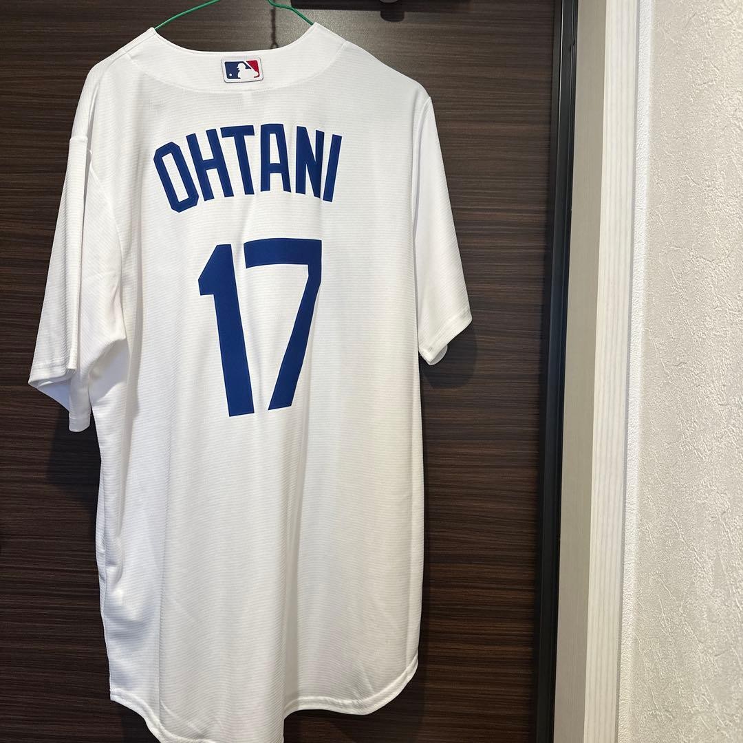 Shohei Ohtani Dodgers M Nike White Jersey Number 17 Used Cleansed