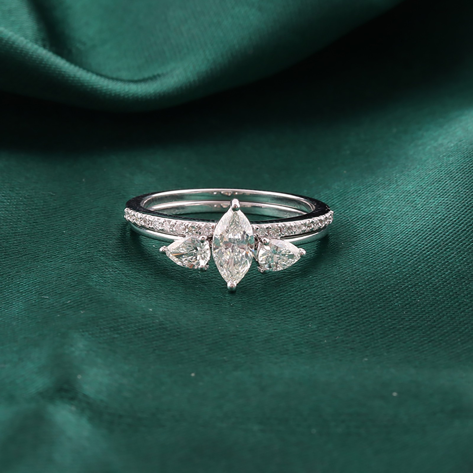 0.91 Ct Lab Grown CVD Pear Cut Diamond Stackable Wedding Ring Set 14k White Gold