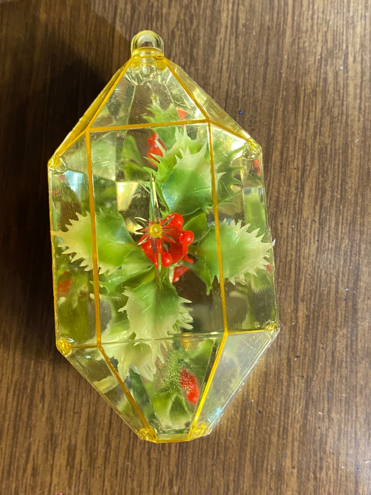 Vintage Jewel Brite Plastic Yellow Diorama Poinsettia Christmas Ornament 3"