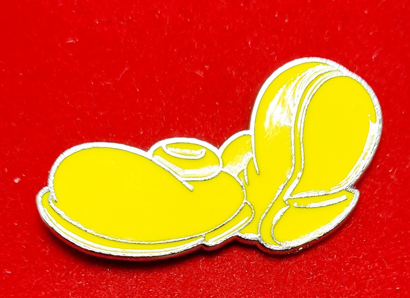 Disney Trading Pin, Mickey Mouse Body Parts, Yellow Shoes, 2017 b