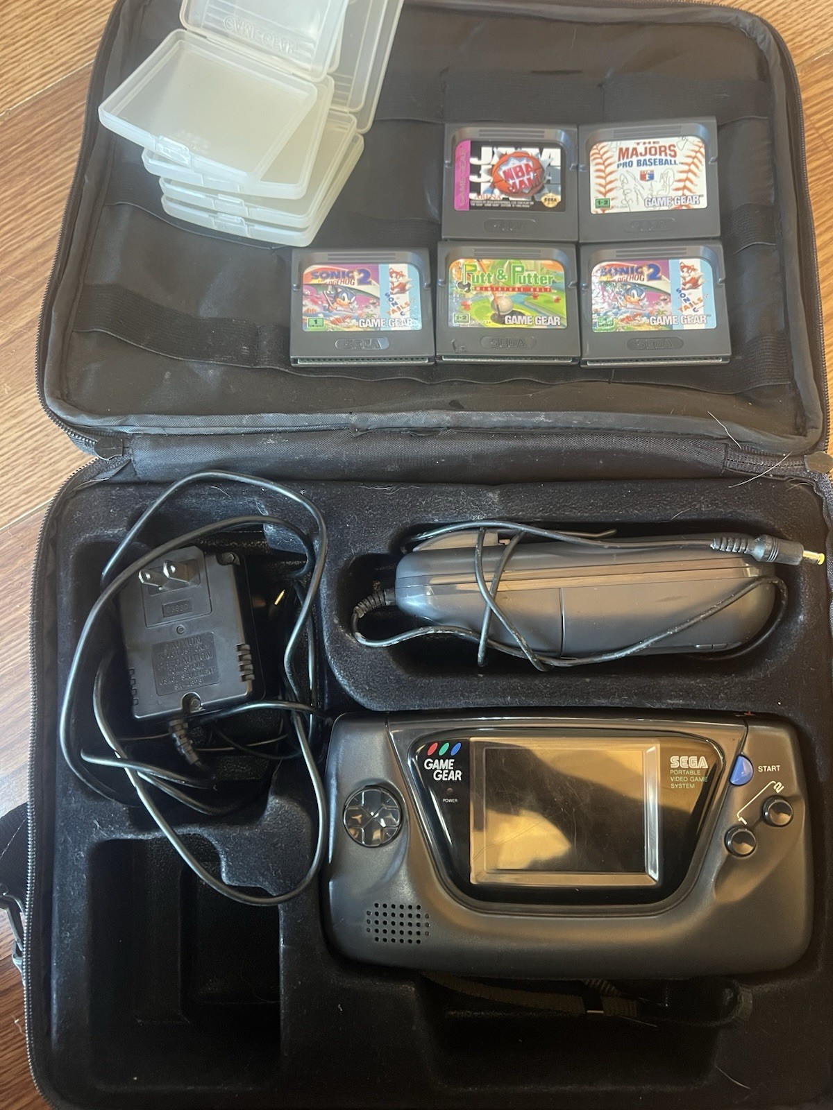 Saga Game Gear Lot W/5 games Powers On No Screen Parts Only