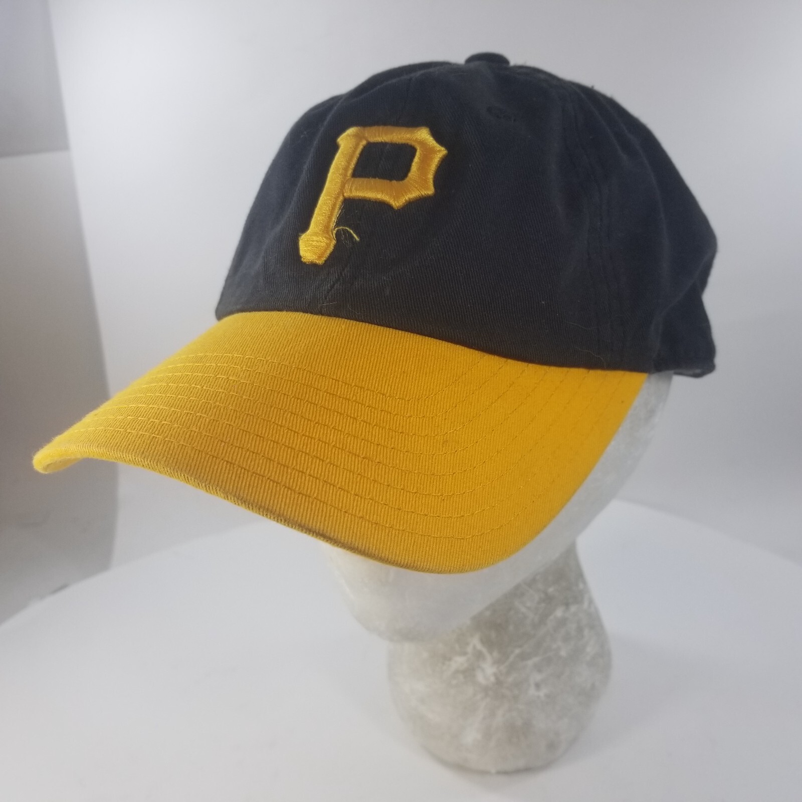 American Needle Pittsburgh Pirates Cooperstown Collection strapback Hat Cap
