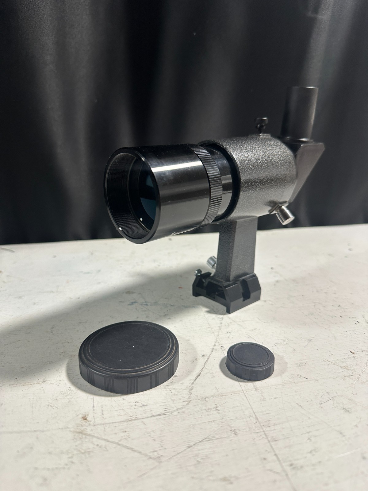 GSO 9x50 Right Angle Correct Image Finder Scope w/Bracket, Base