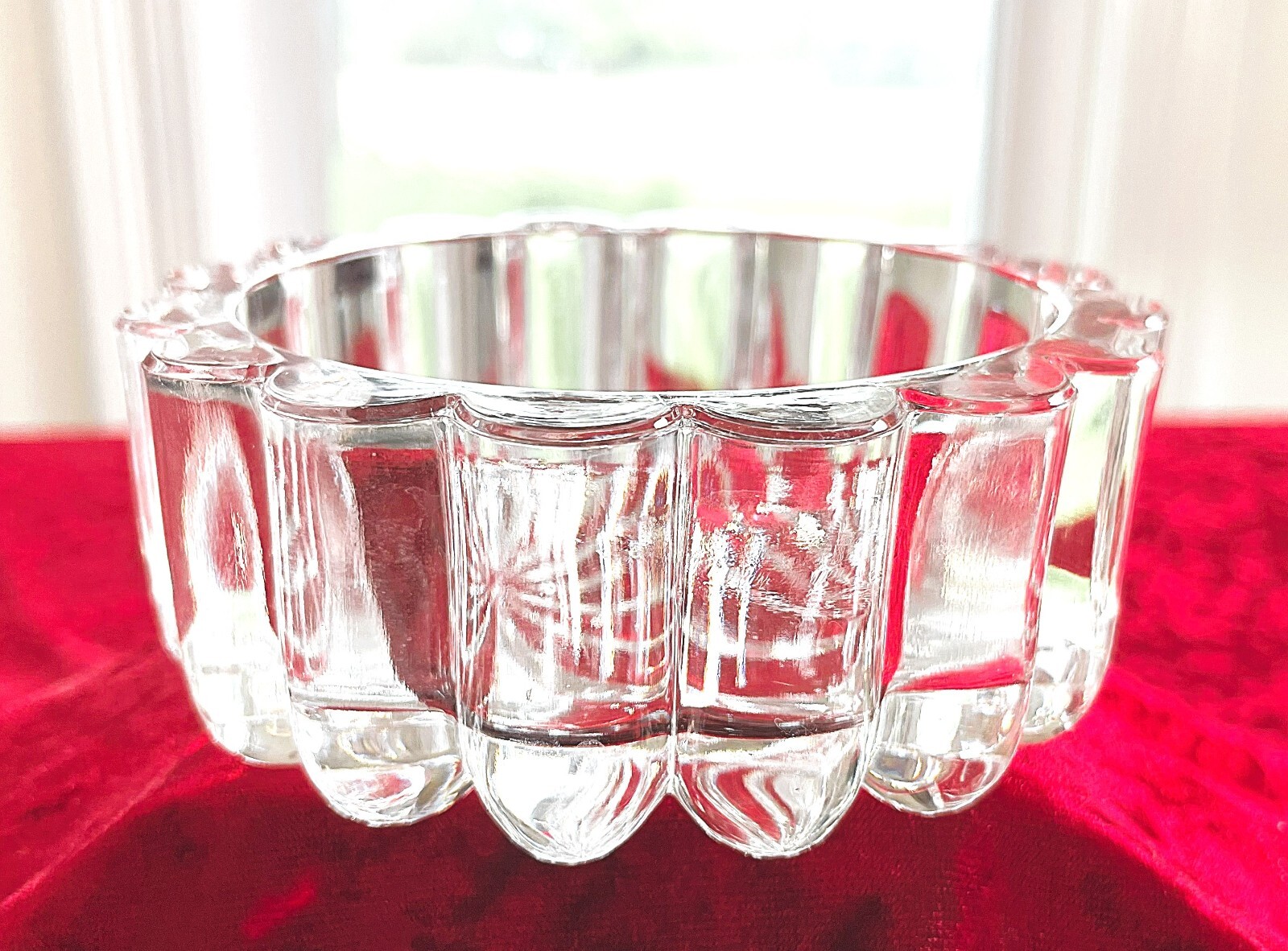 Heisey Crystolite 4 3/4"D Puff Box, MIA Lid,   But VERY VG Condition