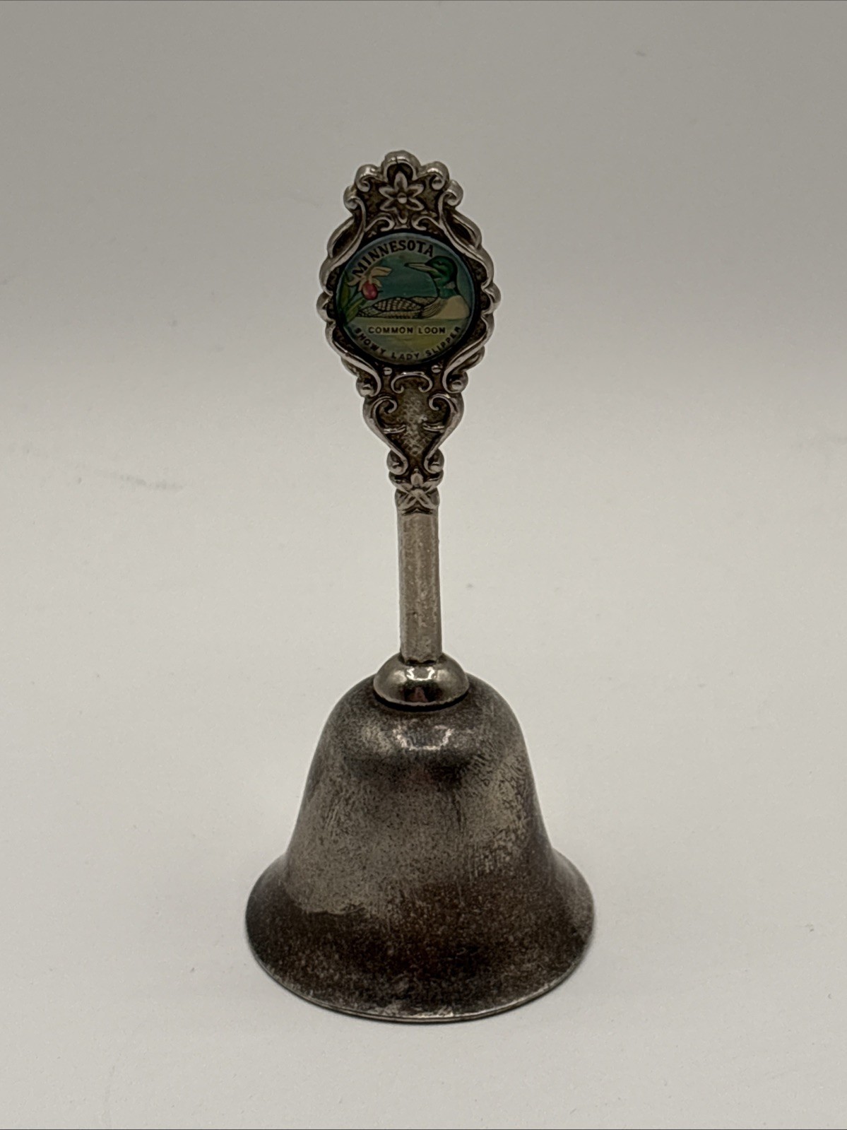 Minnesota Vintage Souvenir Bell – Collectible Travel Memorabilia