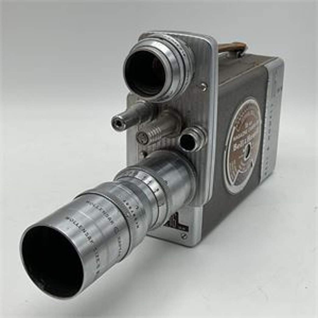 Vintage Bell & Howell 16MM Magazine Camera 200 w Wollensak Raptar Cine Lens