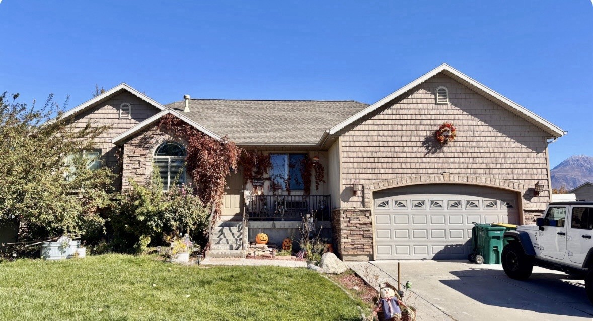 5-bd, 4-ba home in cul-de-sac of Lehi. Rental Property. Fully fenced & Swim Spa