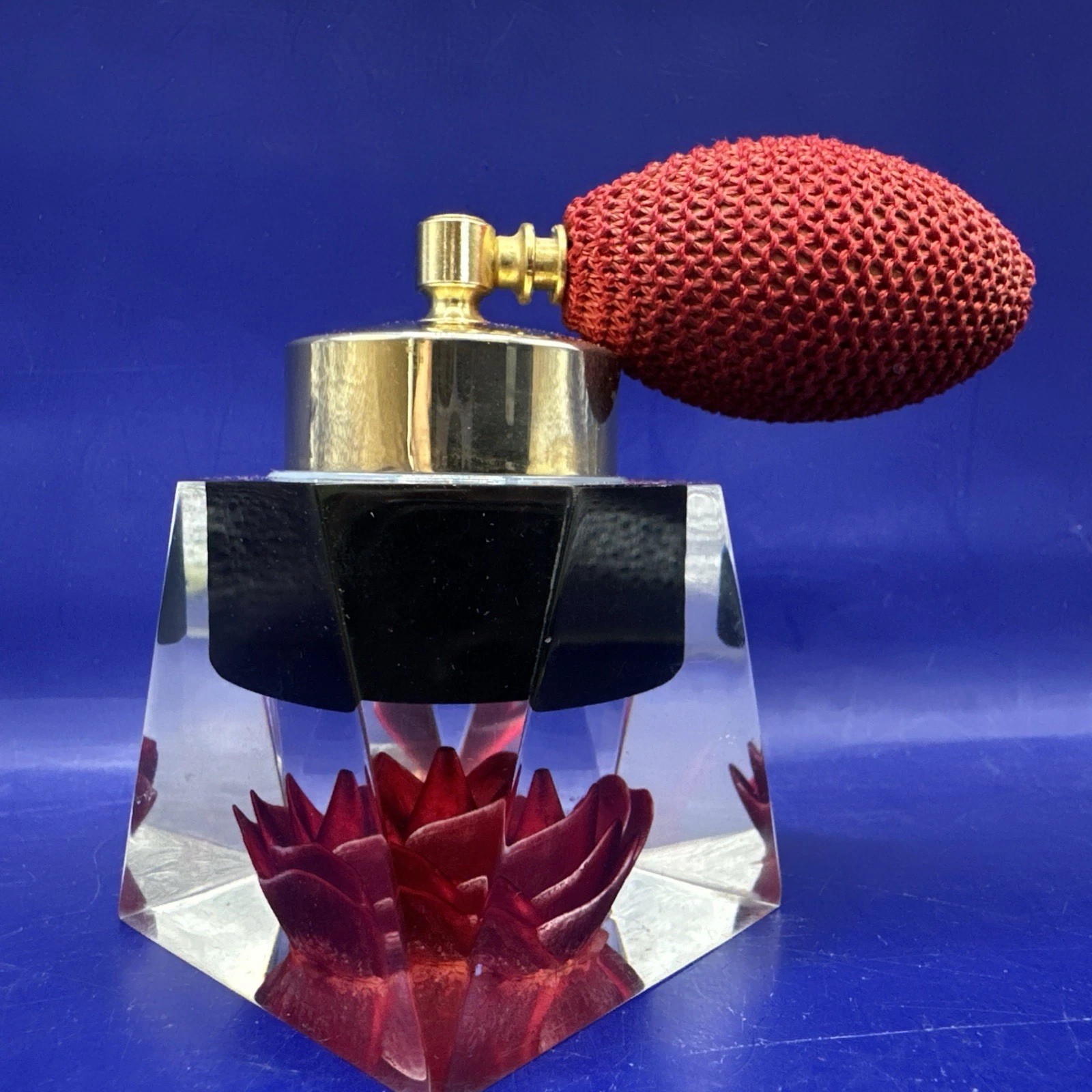 Stunning Vintage- Curry Arts Perfume Bottle Atomizer Clear Faceted Lucite Rose