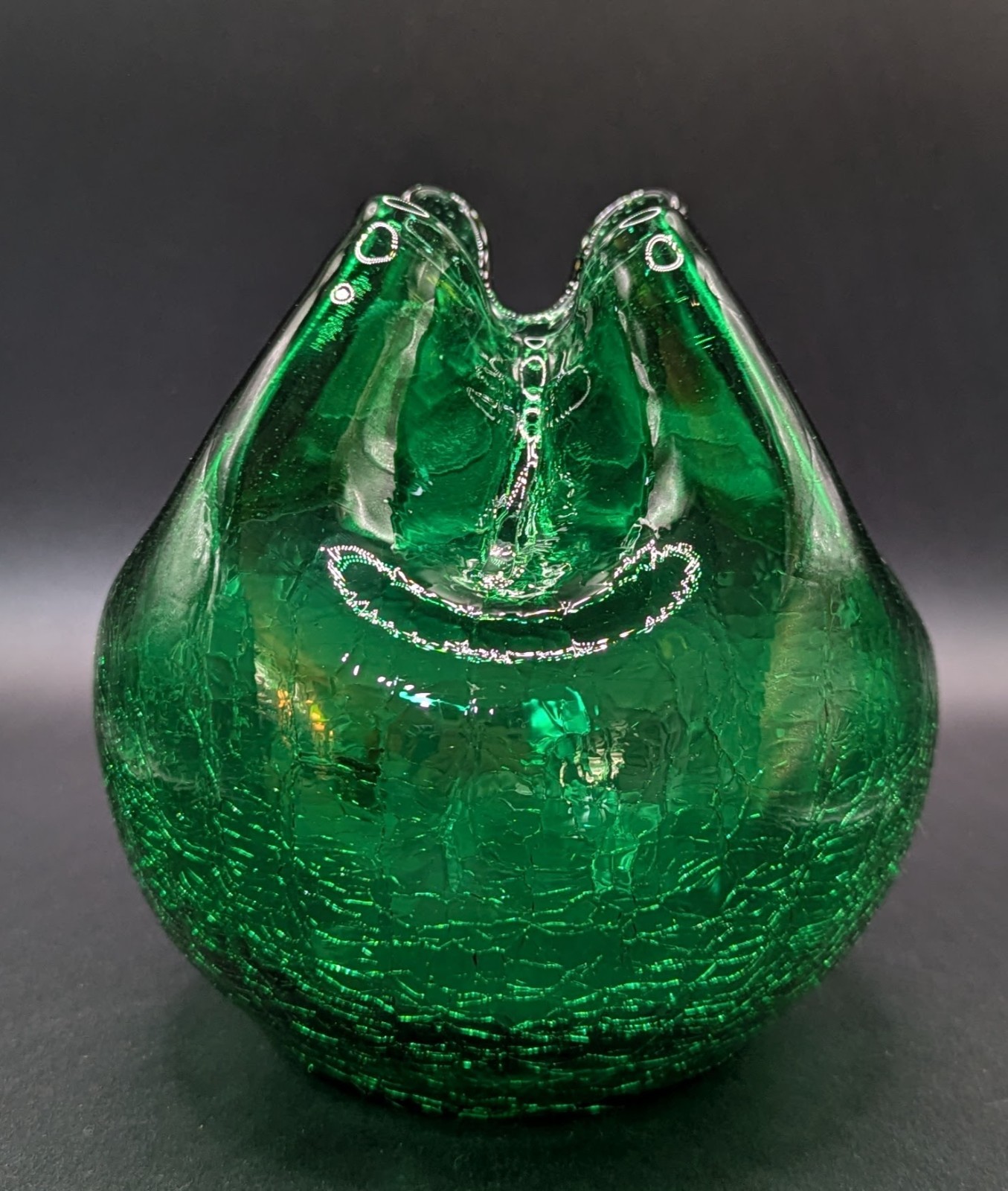 Vtg MCM Pilgrim Crackle Glass Four Pleat Rose Bowl Brilliant Emerald Green 5"