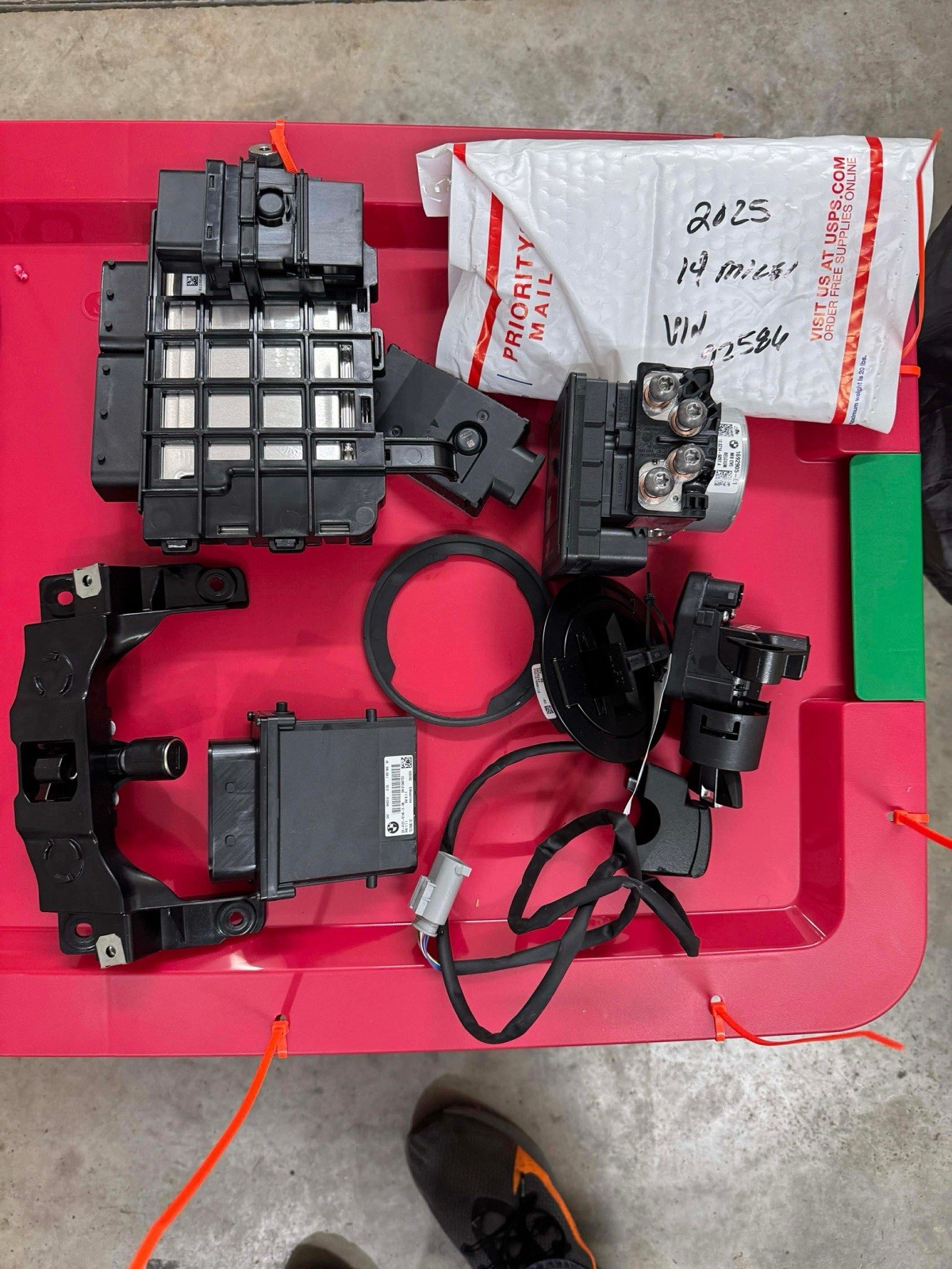 BMW S1000RR OEM ECU CLUSTER CLOCK 2 KEYS 2020 2021 2022 2023 2024 2025 S1000