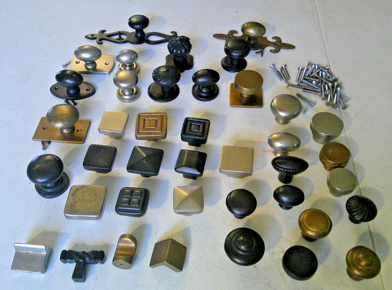 Ashley Norton Architectural Hardware ~ 40 Knobs ~ Plates ~