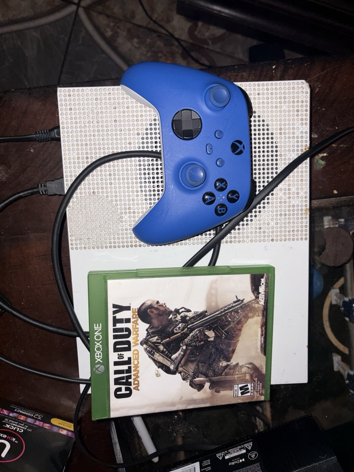 Microsoft Xbox One S Console with Controller & Call of Duty Advanced Warfare