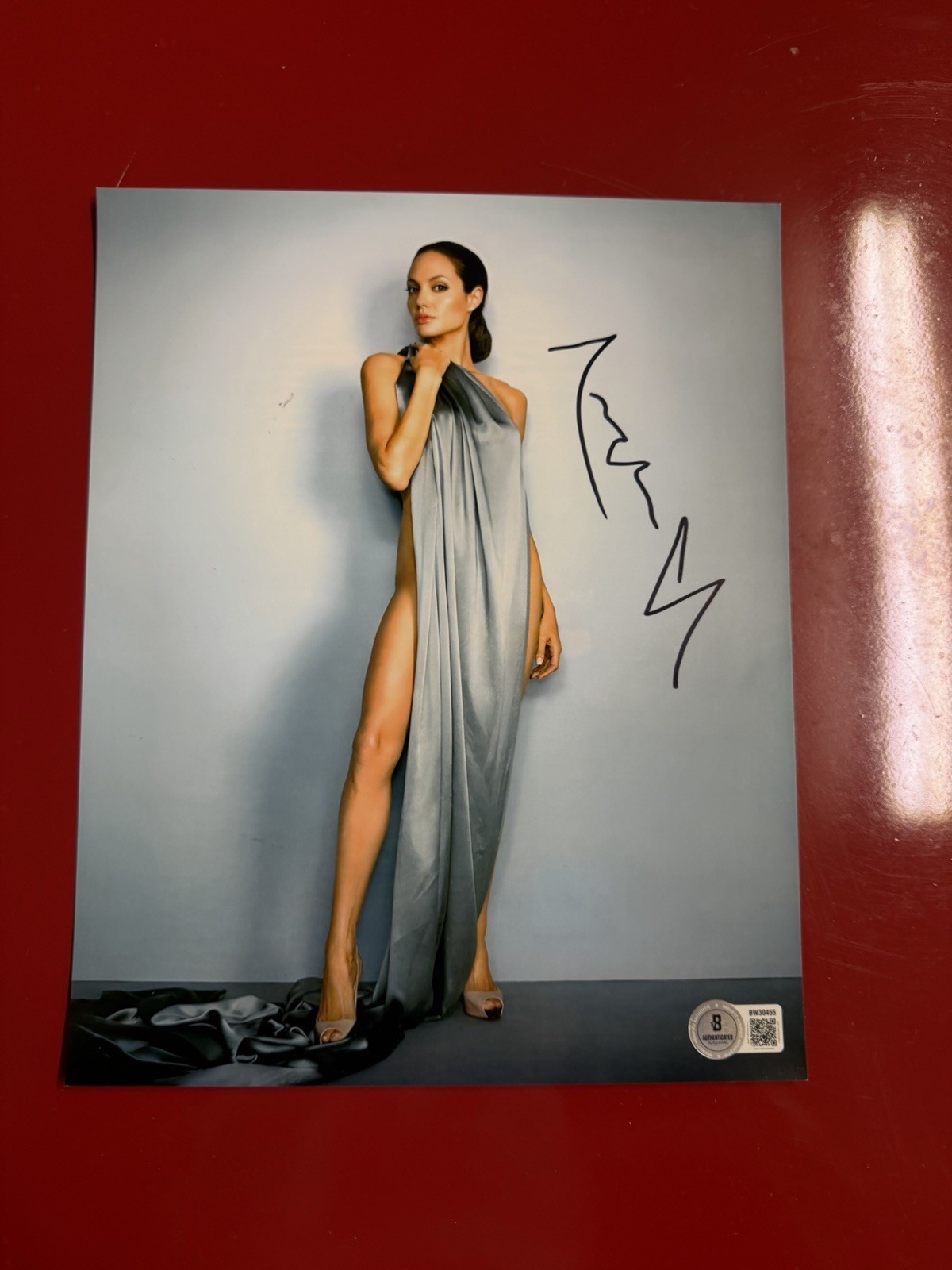 Angelina Jolie Signed 8x10 Photo Sexy Maleficent Authentic Autograph Beckett COA