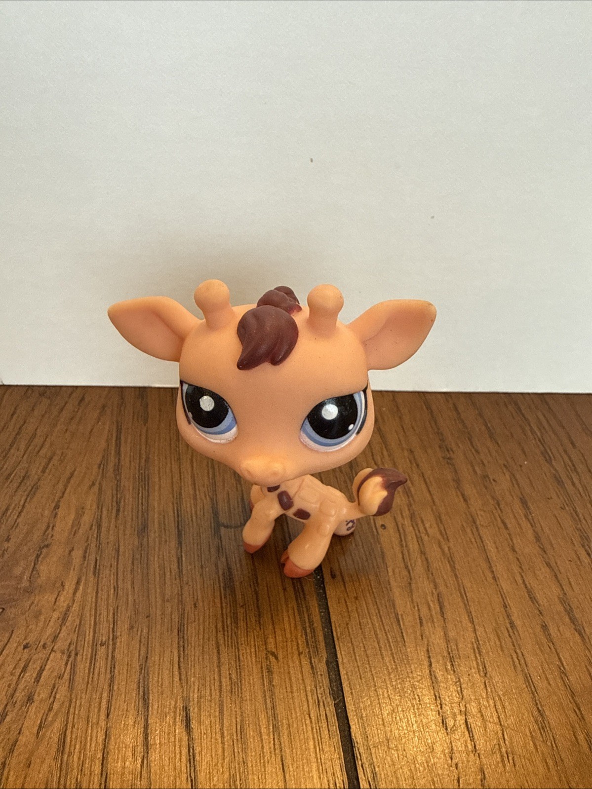 Lps 1610 Giraffe Littlest Pet Shop Hasbro Teal Eyes B