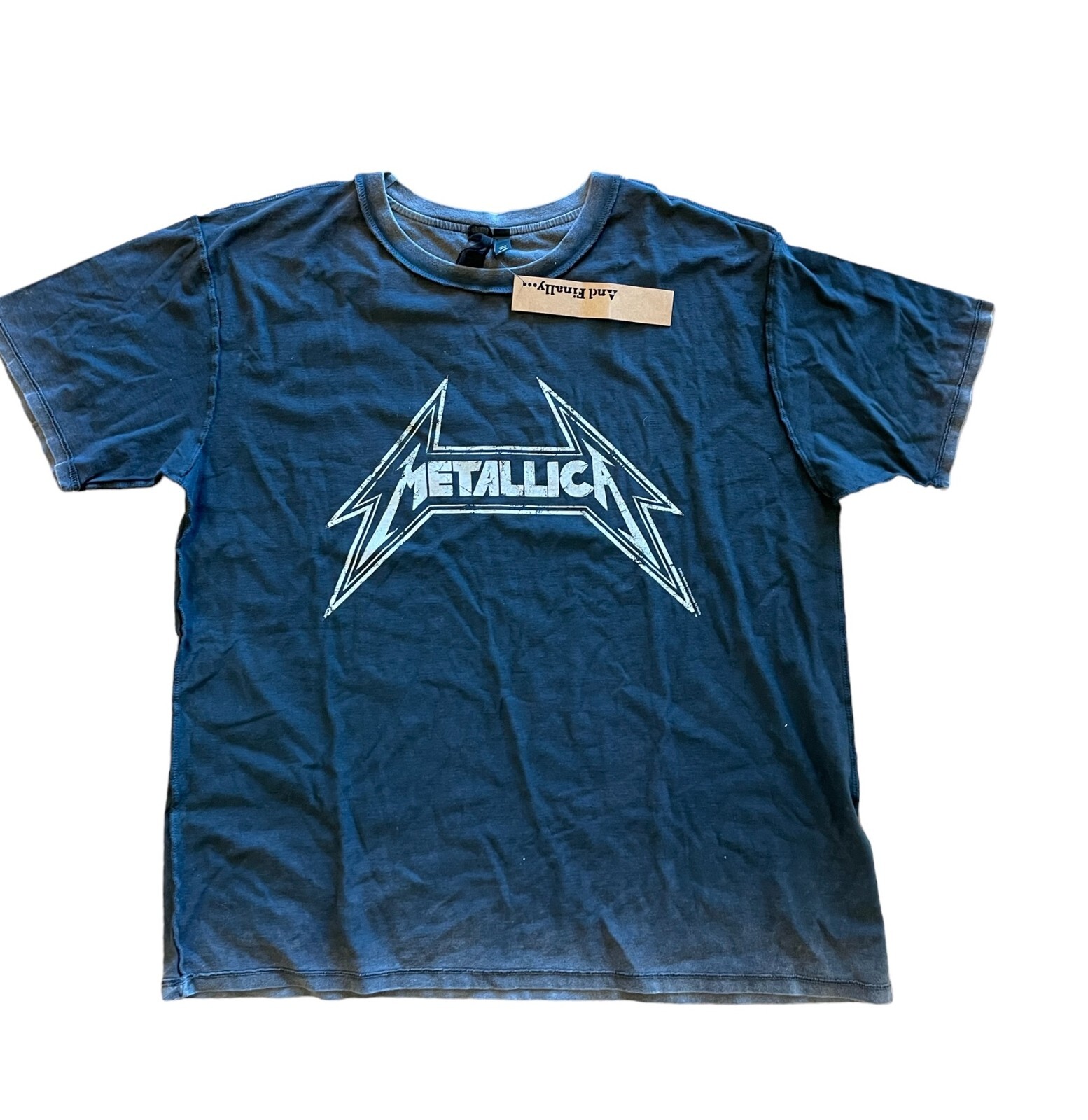 METALLICA T-shirt  RARE from the UK vintage Metallica tee womens US-6  UK-10
