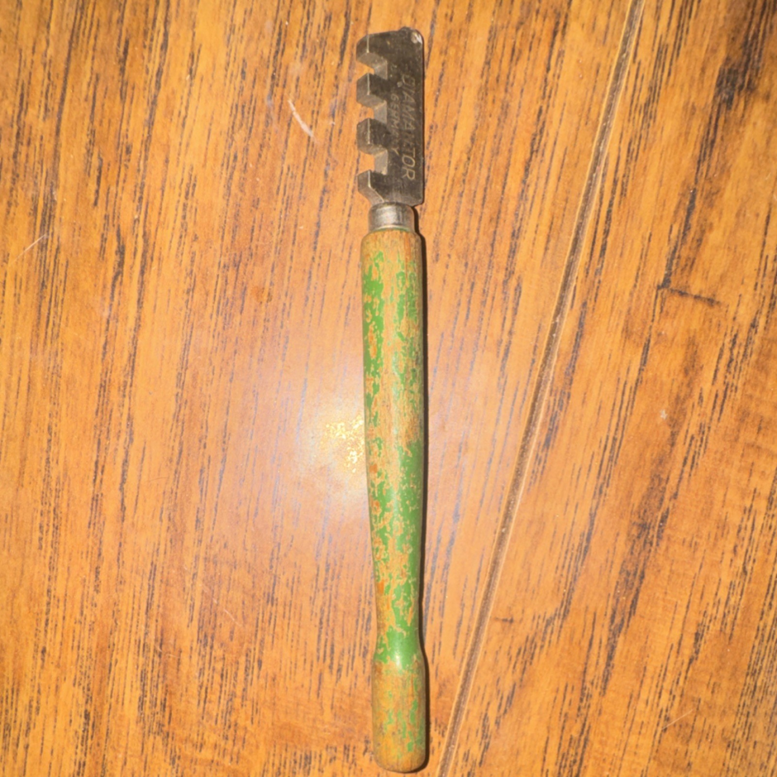 Diamantor Germany Vintage Glass Cutter with Green Handle