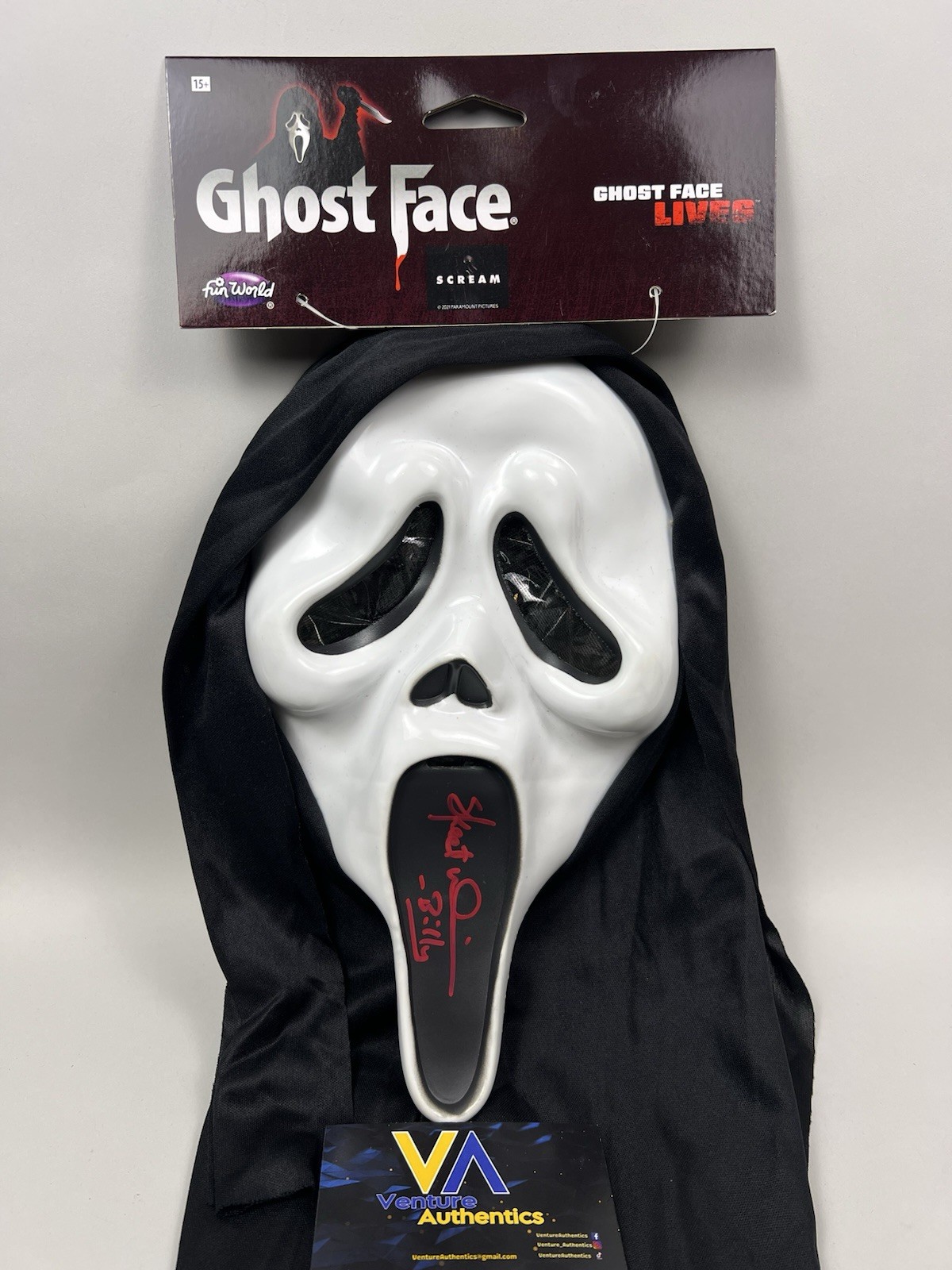Skeet Ulrich Signed Ghost Face Fun World Scream Mask w/ JSA WITNESS COA