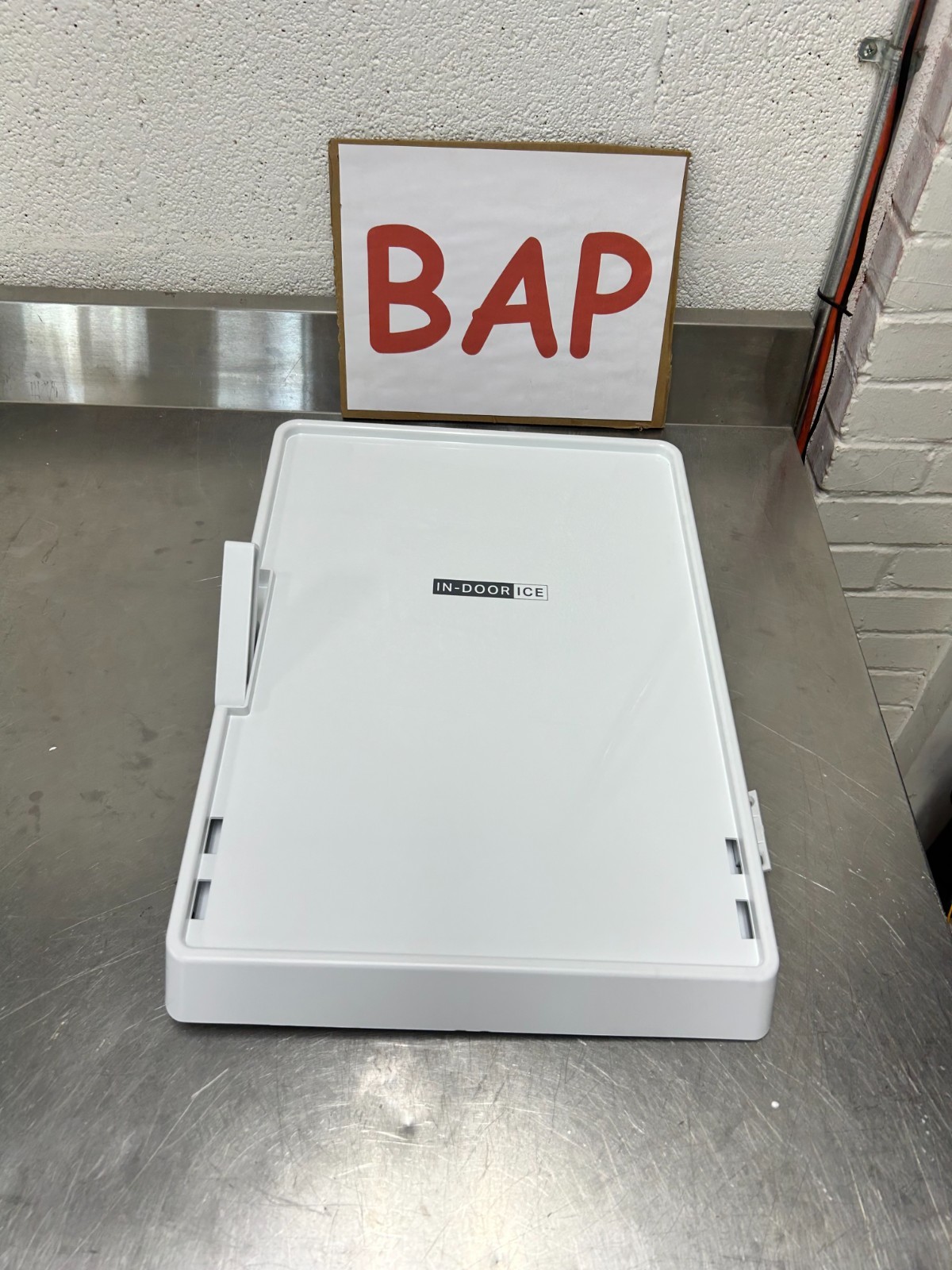 Whirlpool Refrigerator Ice Door Assembly W11768419 W11767412