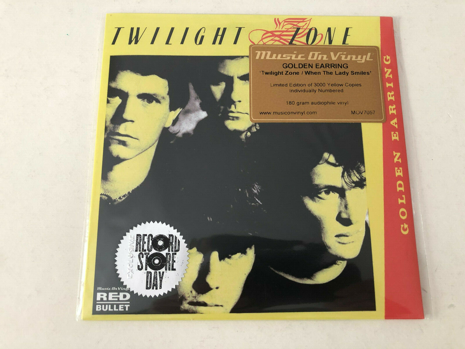 Golden Boucles D'Oreilles : Twilight Zone, 7 " Jaune Vinyle, RSD 2021