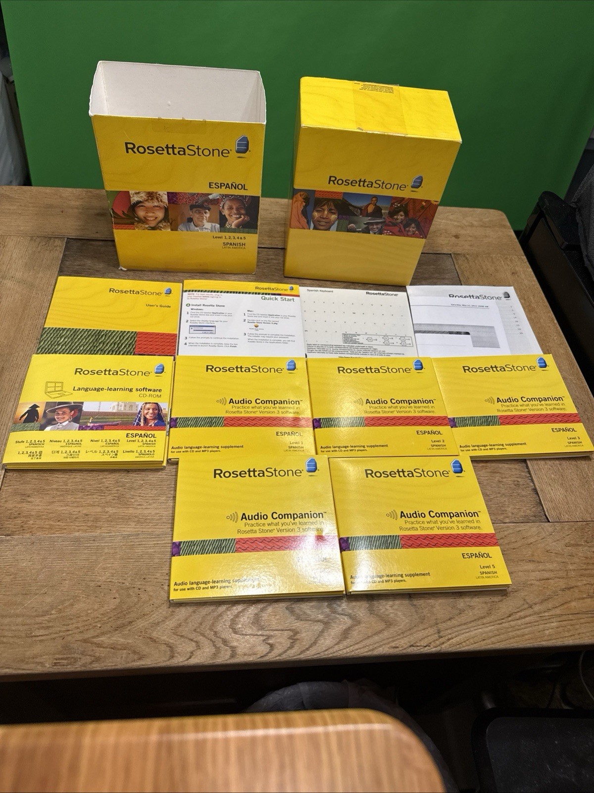 Rosetta Stone Spanish Latin America Version 3 Level 1-5 - No Headset - VG +