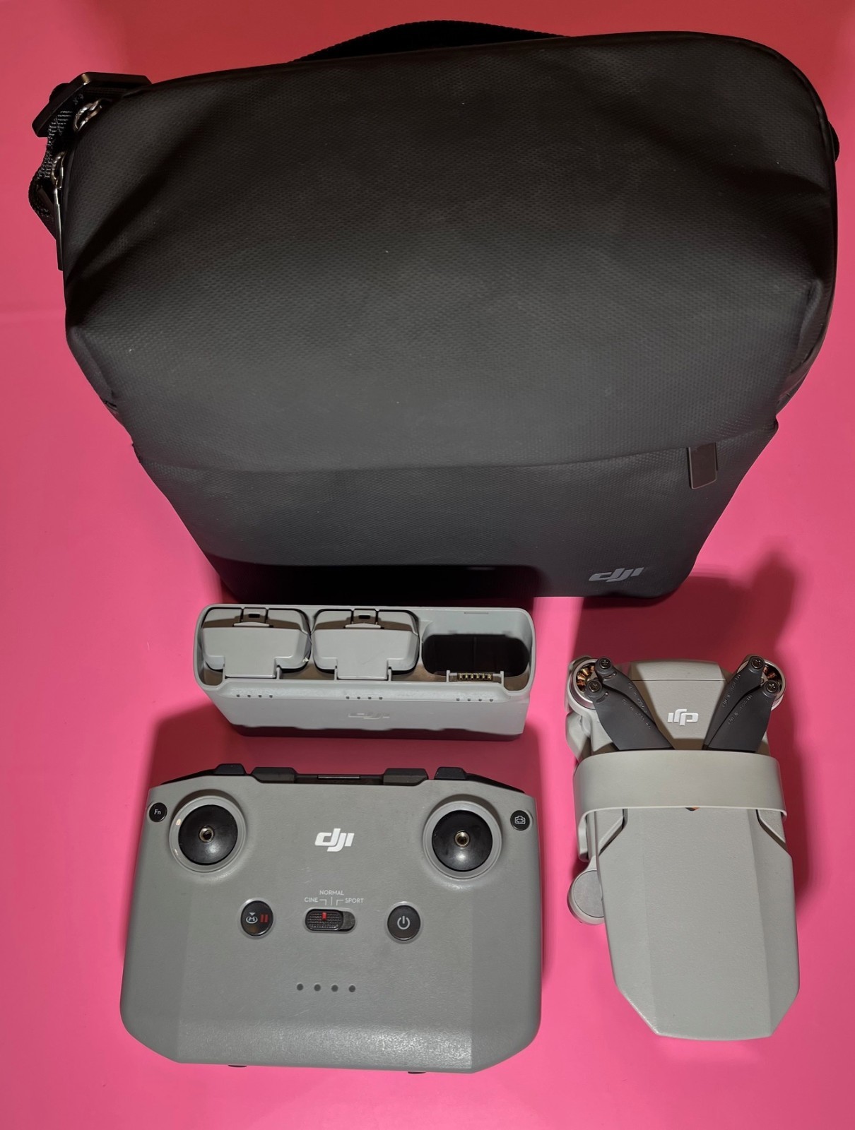 DJI Mini 2 SE Fly More Combo - 4K Camera Drone