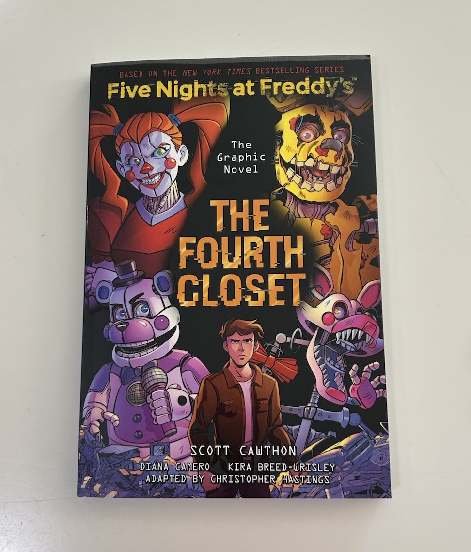 Scholastic Five Nights at Freddy's The Fourth Closet Graphic Novel 2022 Freddy