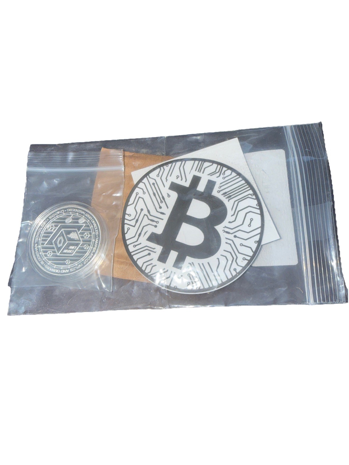 “Physical 1 Bitcoin Souvenir Gift Collectible Coin” Chain link Cryptochips