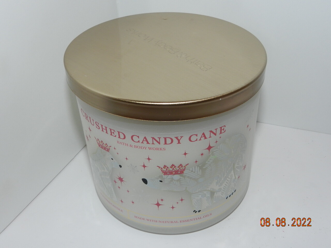 Bath & Body Works 14.5 oz Scented 3 Wick Candle CRUSHED CANDY CANE polar bear 