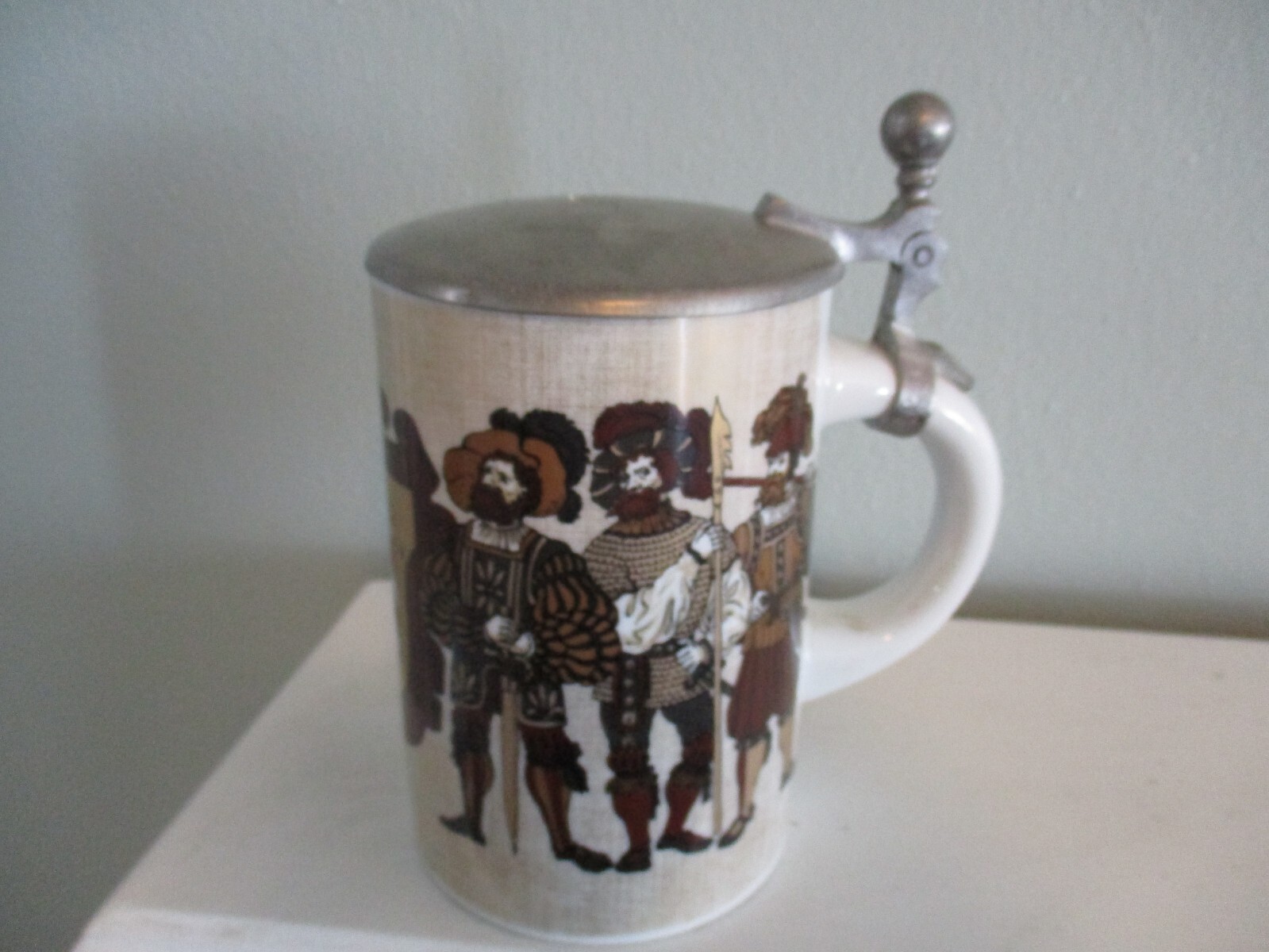 BMF Vintage German Milk Glass Pewter Flat Lid Beer Lidded Stein knights Nurnberg