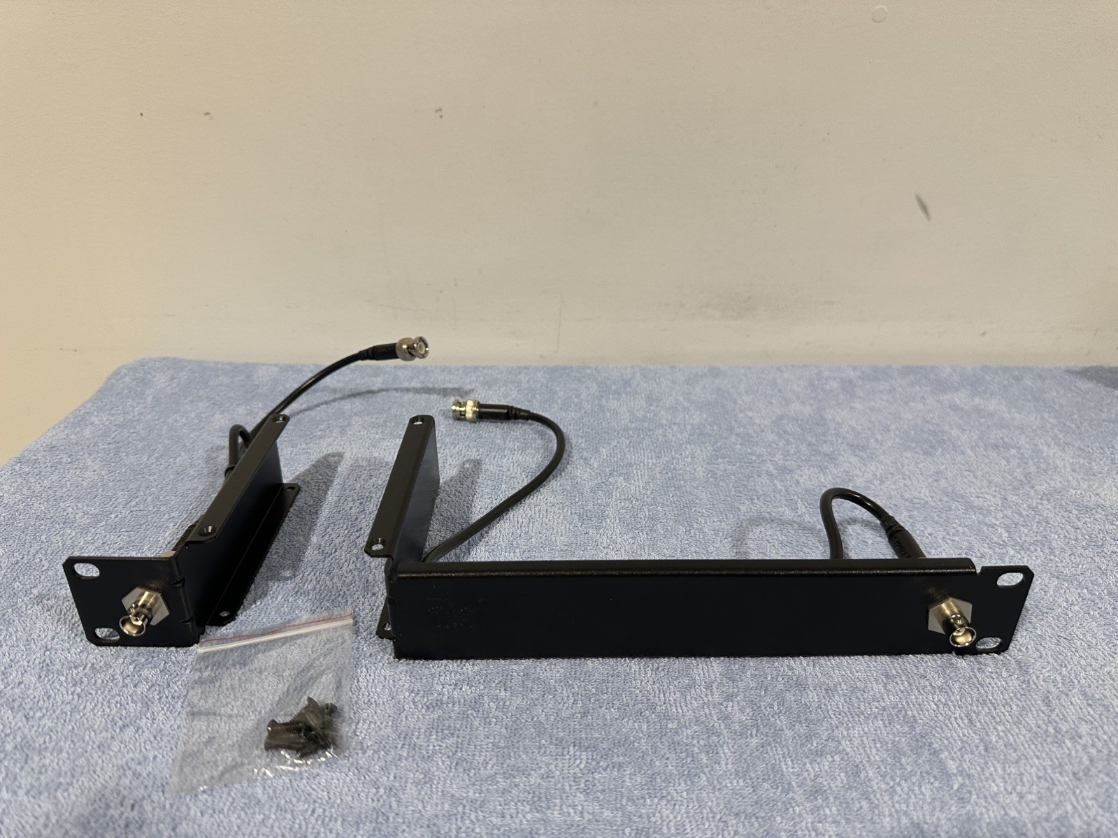 Shure Rackmount Brackets for slx4, slxd4 