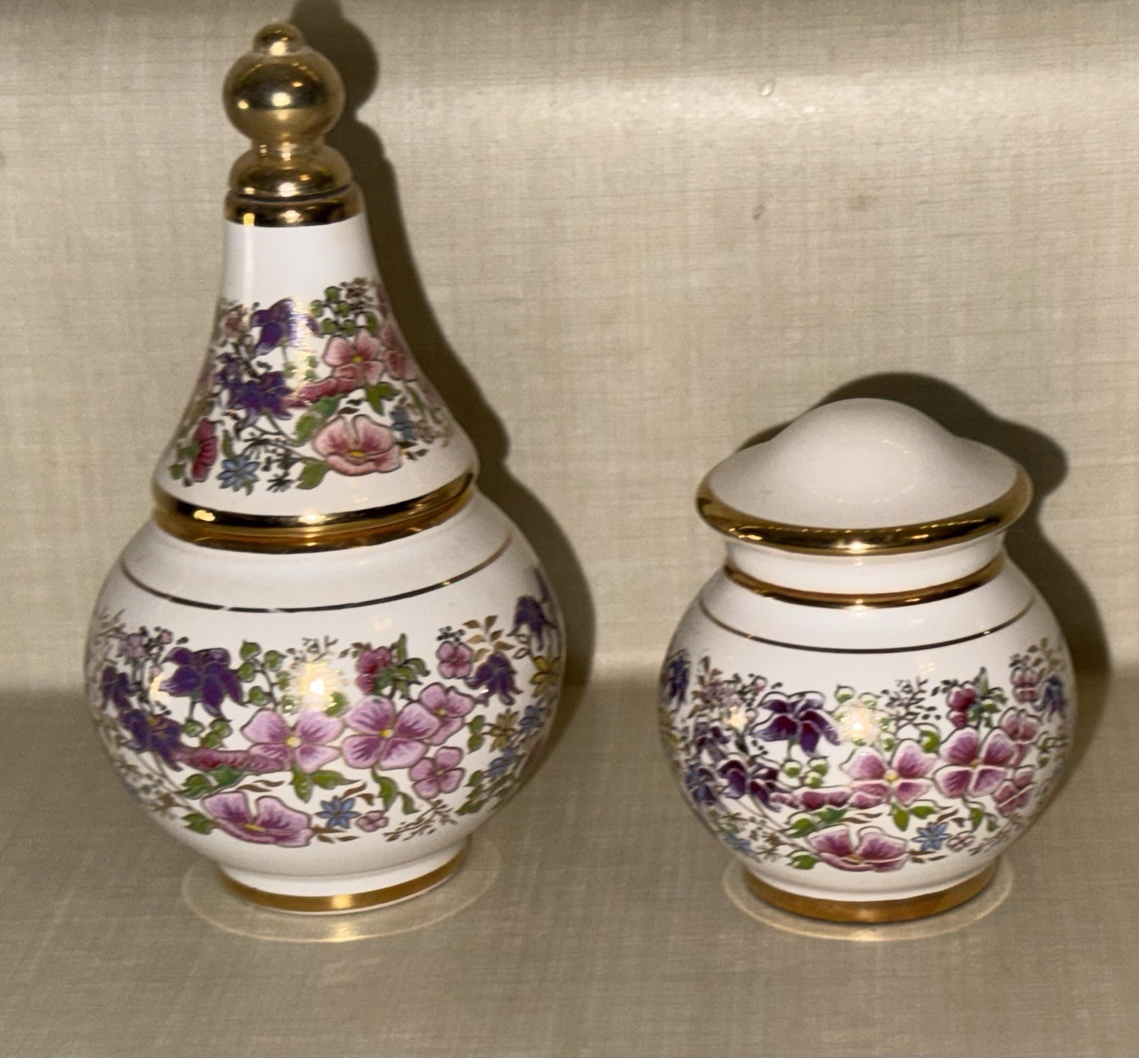 PAIR OF BEAUTIFUL HAND PAINTED GRECIAN POTTERY PERFUME BOTTLES