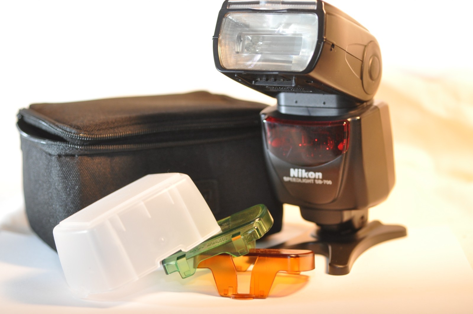 Nikon SB-700 Speedlight I D-TTL Flash WORKING for D850 D750 D7200 D5600 Z7 Z8 ZF