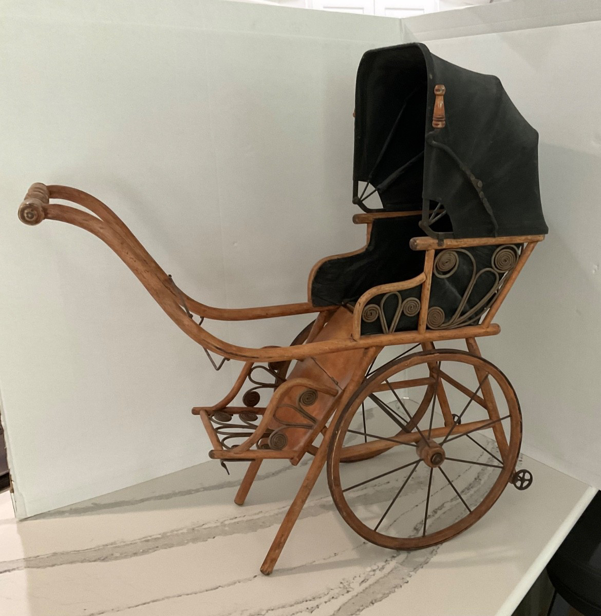 Vintage Victorian Doll Buggy With Pad. #728