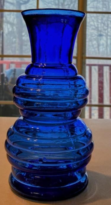 Vintage Cobalt Blue Glassware Vase