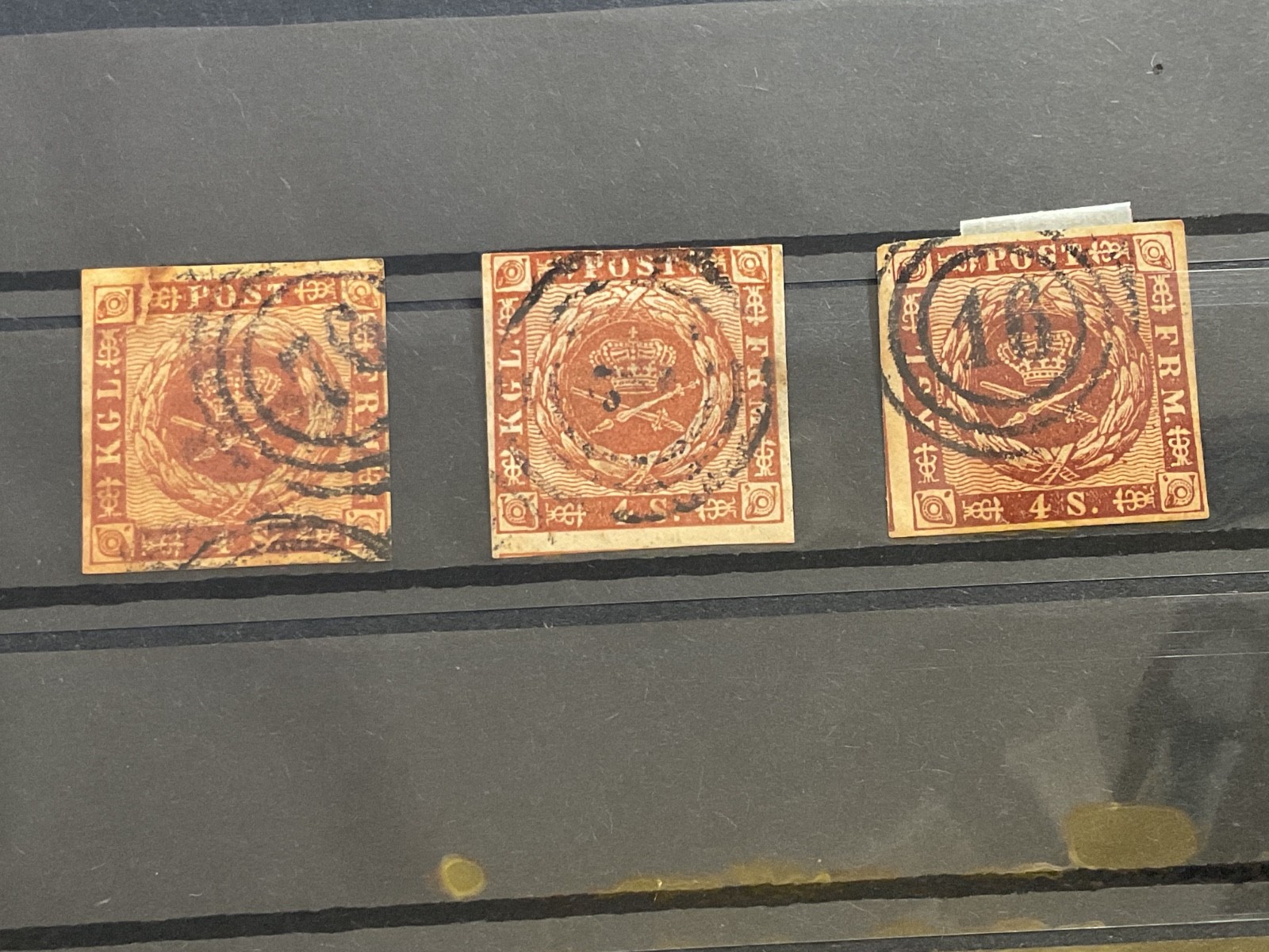 Denmark early used stamps  B3320