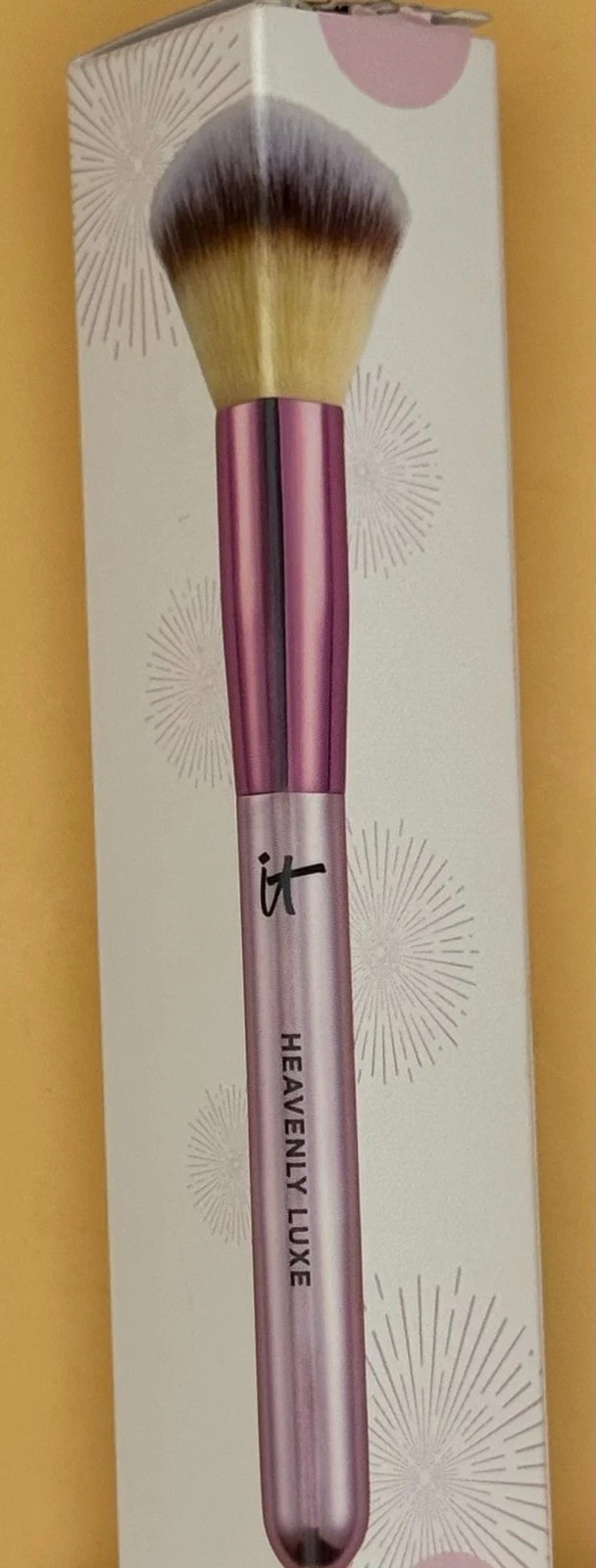 IT Cosmetics Heavenly Luxe Limited Edition Complexion Brush