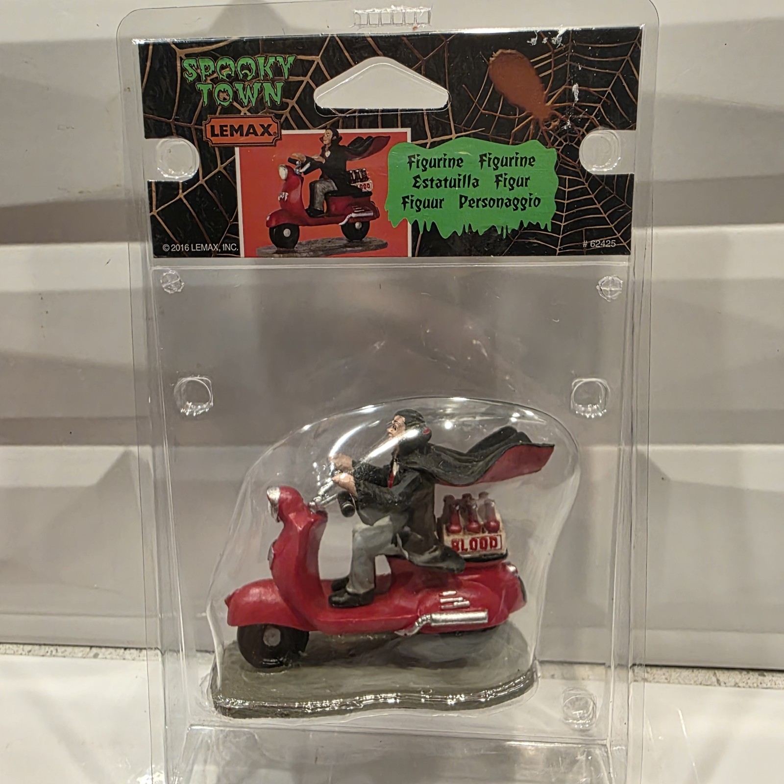 Lemax VAMPIRE BLOOD RUN # 62425 Halloween Spooky Town Village Accessory 2016 New