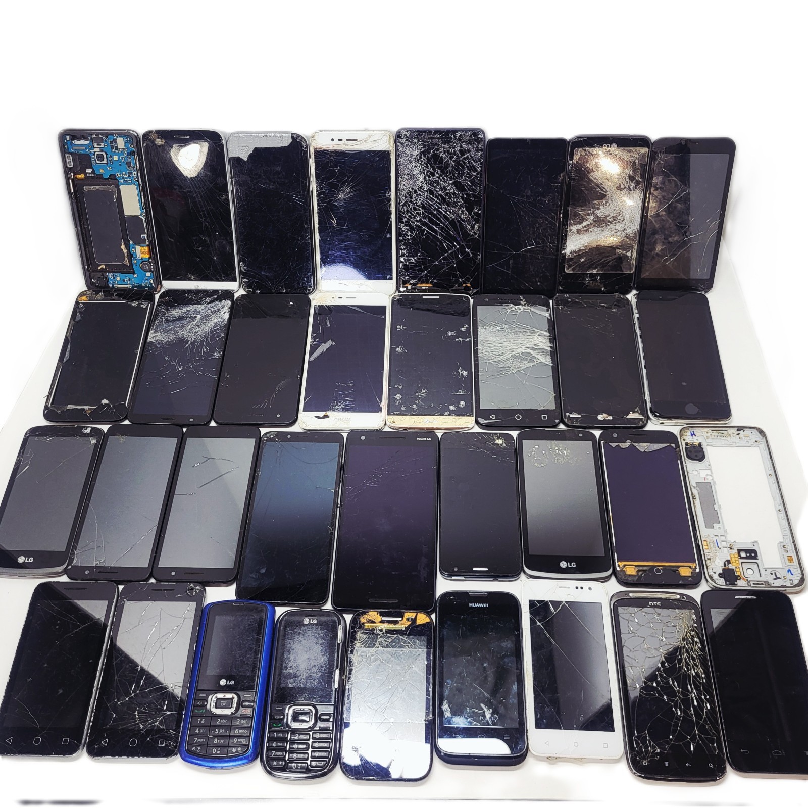 Mixed Cell Phone Lot of 34 Parts Repair Samsung LG Motorola HTC Nokia Apple