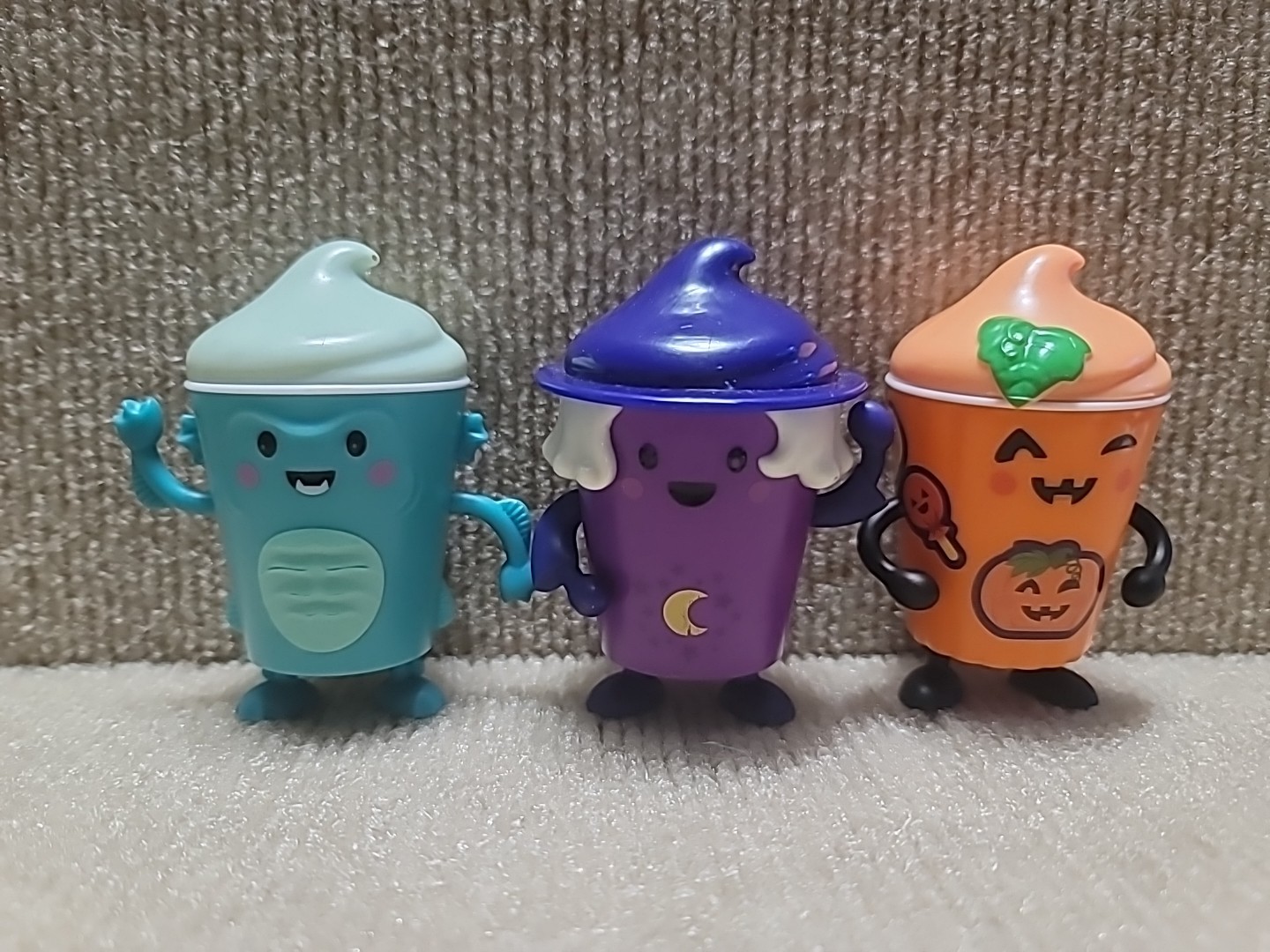 2025 Wendy’s Frosty Frights Kids Toy Figures Chilly Gilly Ice Patch Spell Bite