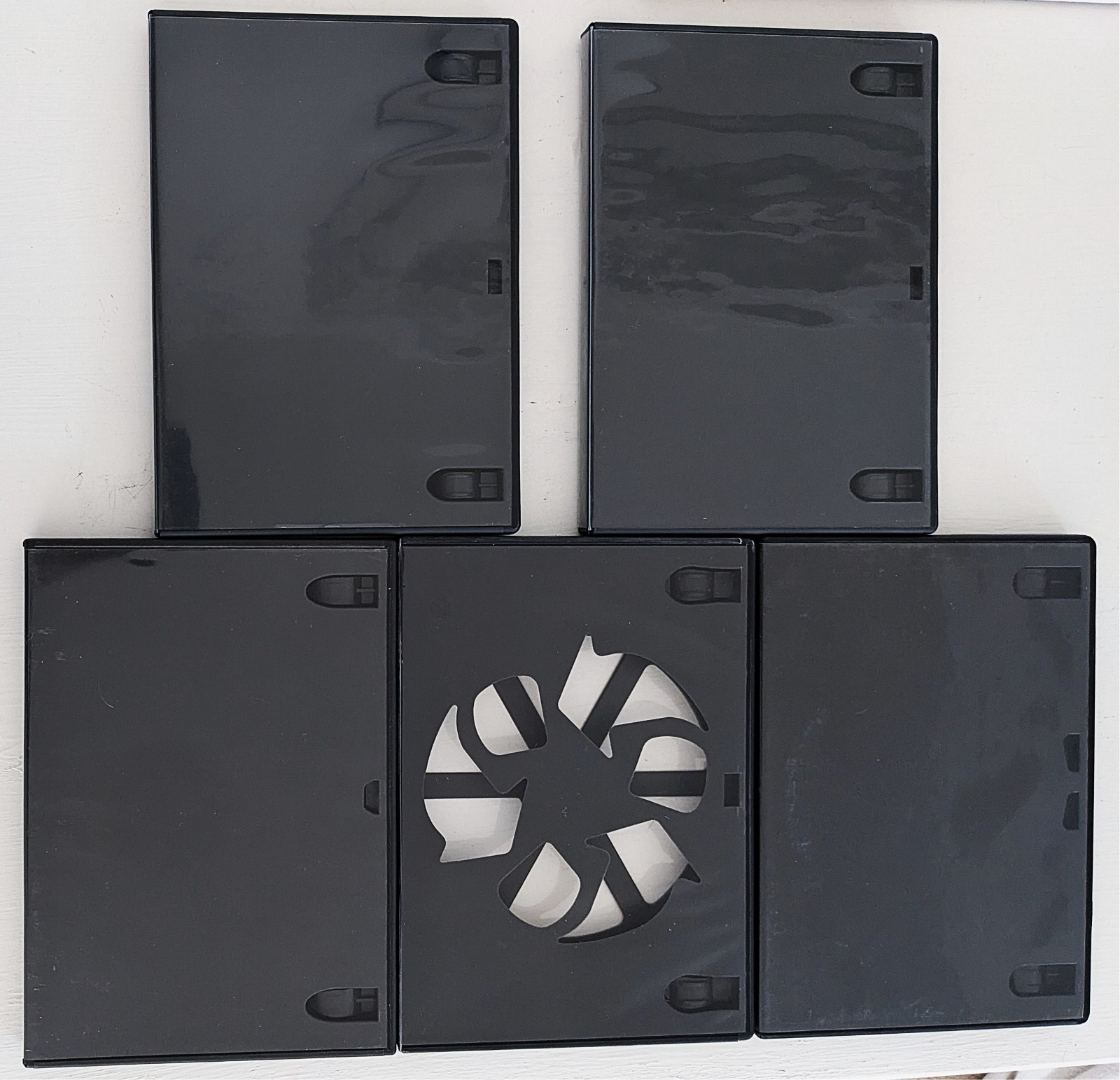 Random Lot of 5 Empty / Clean DVD Cases - Black, Excellent Condition!